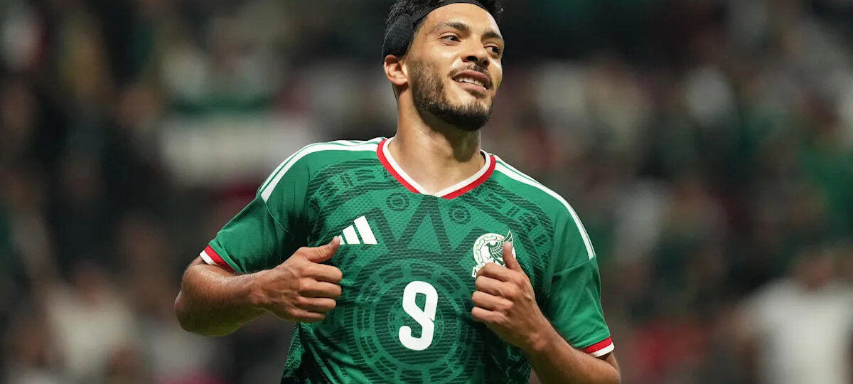 Ahead of World Cup, Mexico striker Raul Jimenez fixes club future by signing for Wolves again