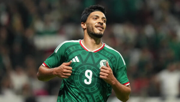 Ahead of World Cup, Mexico striker Raul Jimenez fixes club future by signing for Wolves again