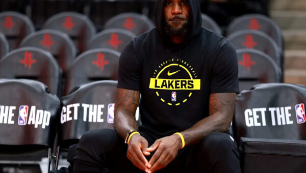 Chandler Parsons: LeBron, Stephen Curry won't win NBA title together