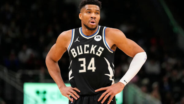 Milwaukee Bucks trade Giannis Antetokounmpo to Miami Heat, per report