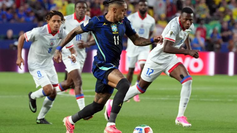 What happened to Raphinha? Why Brazil star was subbed off after apparent injury