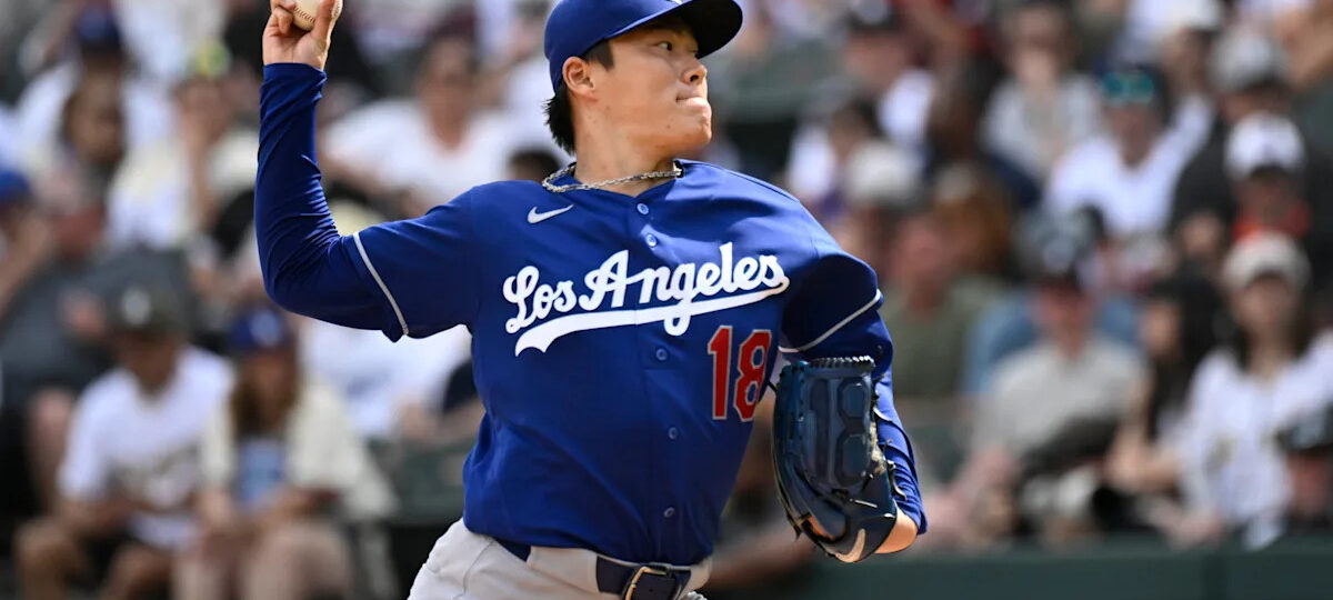 Yoshinobu Yamamoto carries no-hit bid into 9th as Dodgers beat White Sox 7-1