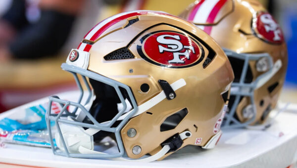 49ers news: Mike Evans impressing, rookies who impressed