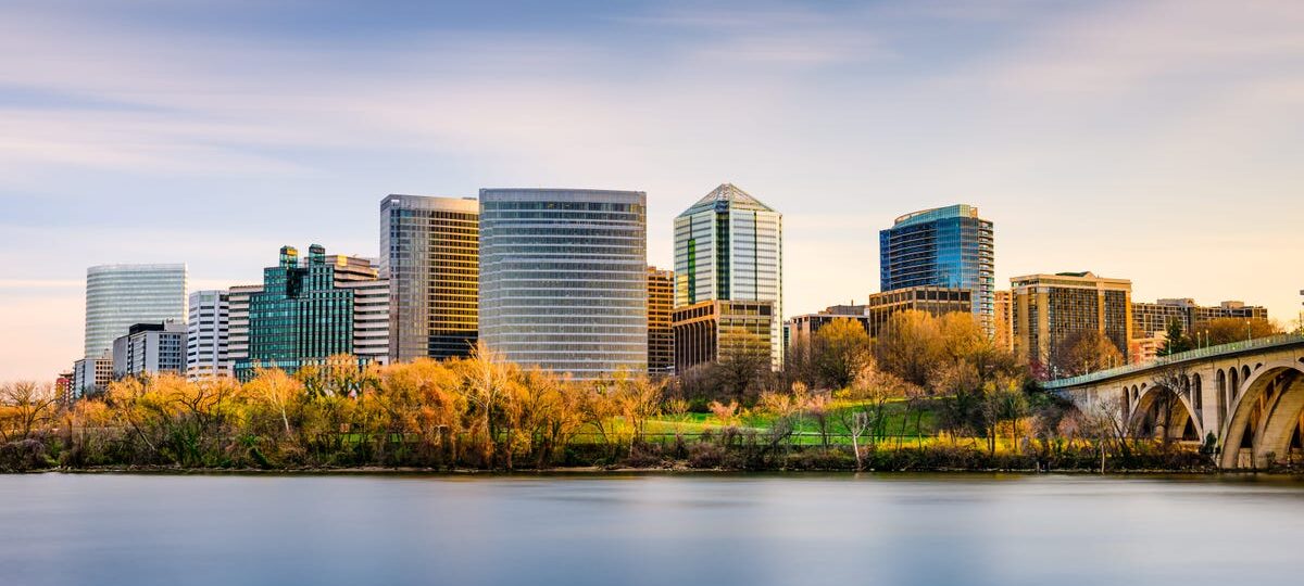 The state with the highest income isn't New York or California. See the 15 states where people earn the most.