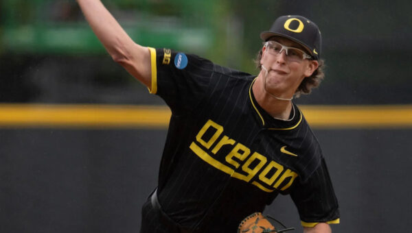 Oregon Ducks Baseball: Game 1 Super Regional Thread