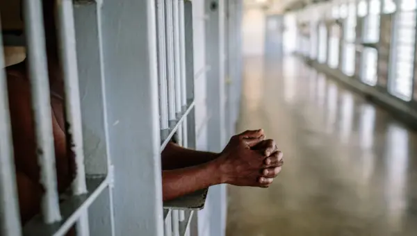 Two suspected Black Axe cultists remanded in Lagos prison over attempted murder