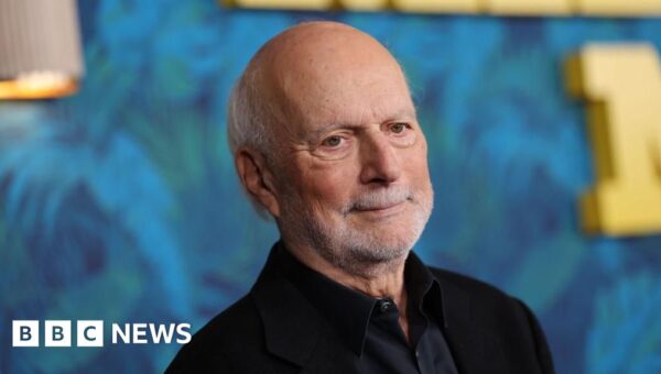 James Burrows, legendary director of Cheers and Friends, dies aged 85