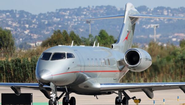 Newly wealthy private jet buyers are skipping the starter PJ and going bigger, private aviation CEO says