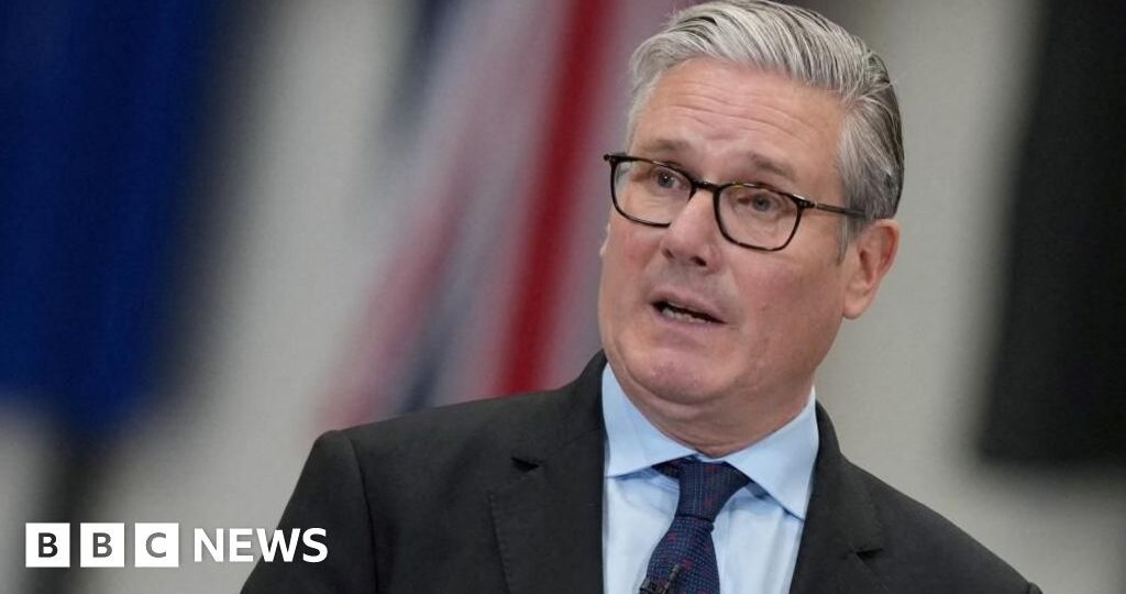 Starmer tells supporters he will fight any leadership contest