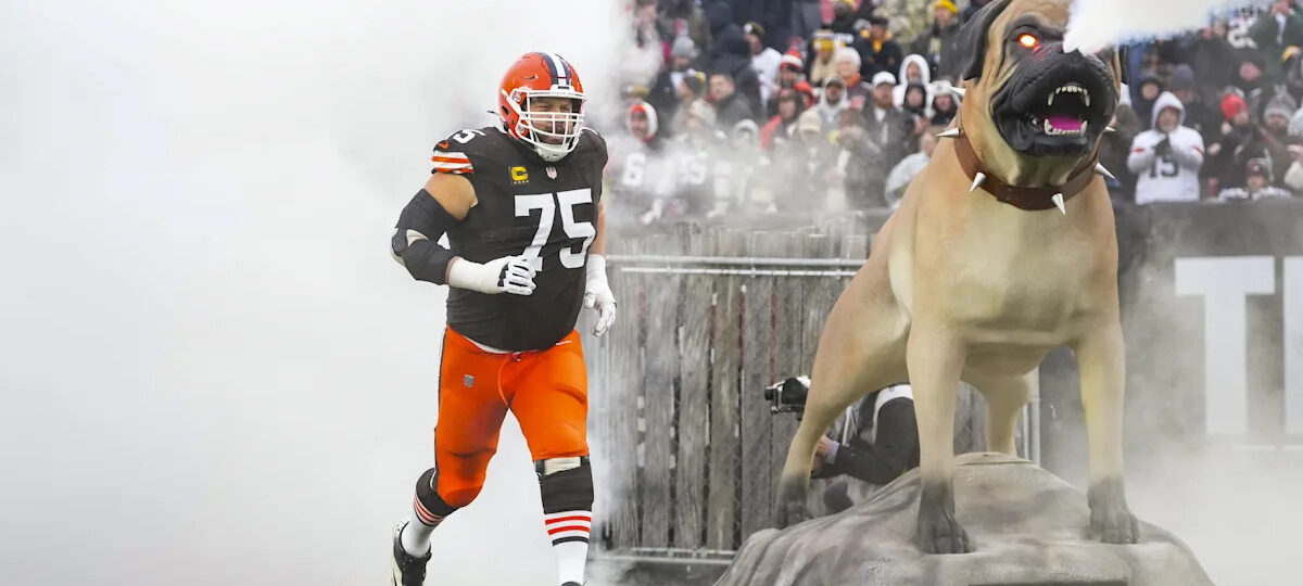 Browns’ Joel Bitonio makes career decision