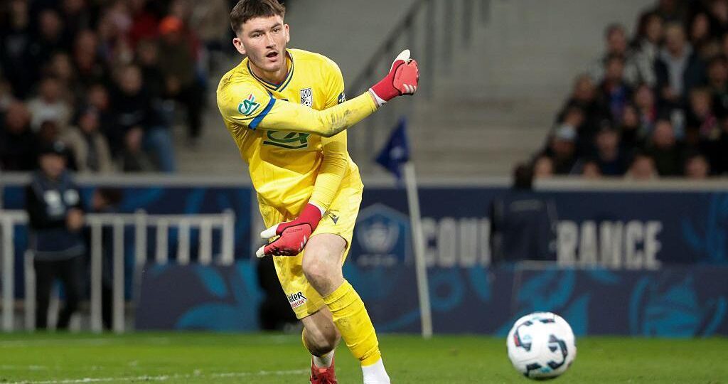 Why Newcastle are signing a 'giant' from French second tier