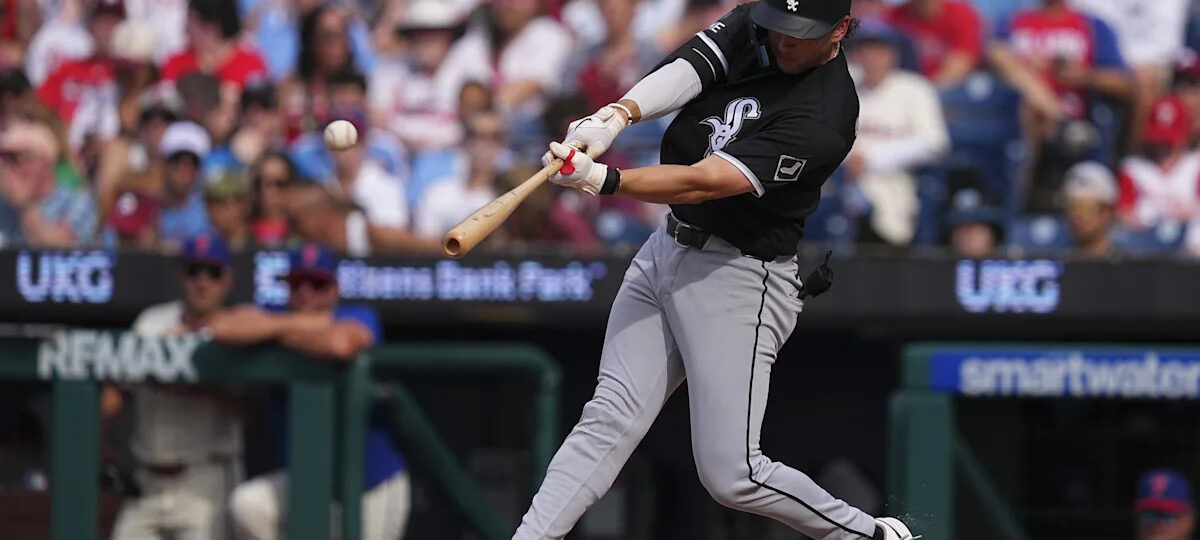 White Sox give the Phillies the willies, 6-3