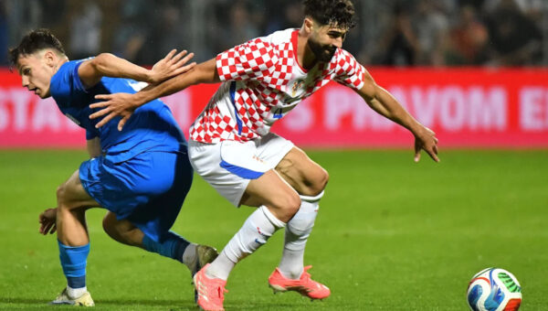 Joško Gvardiol mulling contract extension with Manchester City, interest from Bayern Munich