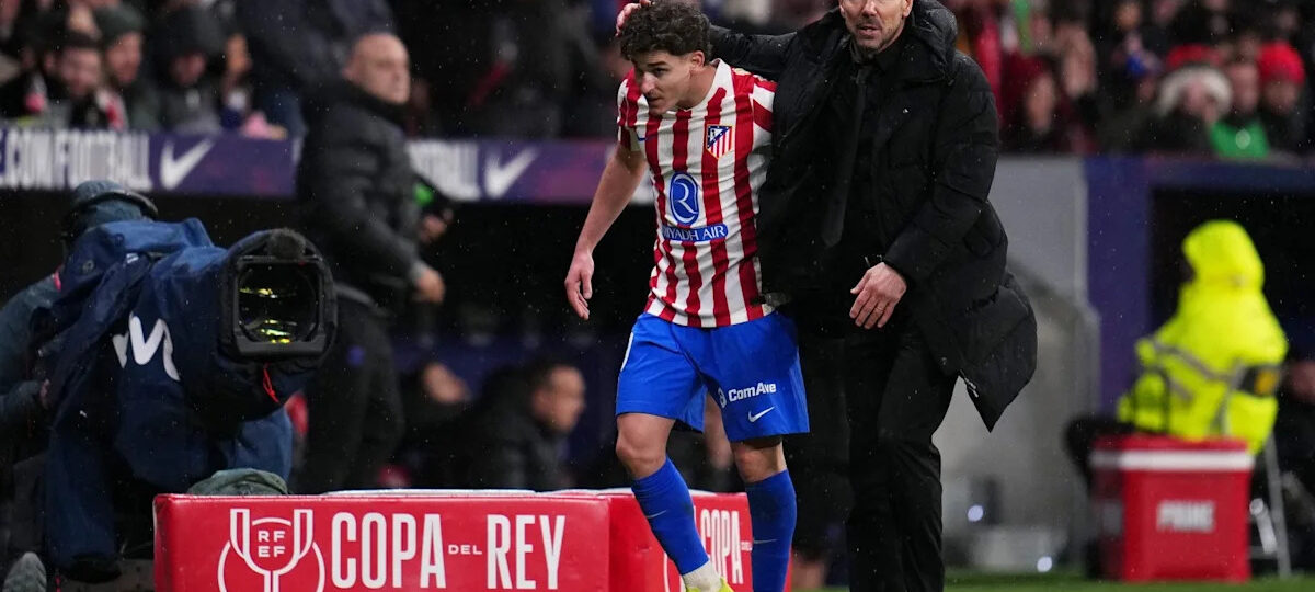 Julian Alvarez exit now inevitable as Diego Simeone loses patience with Barcelona target