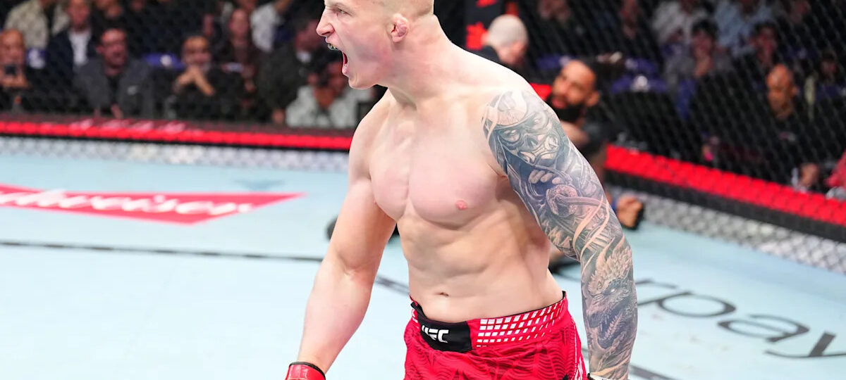 UFC Vegas 118 Highlights! Iwo Baraniewski Smokes Junior Tafa With Nasty Leg Kick TKO