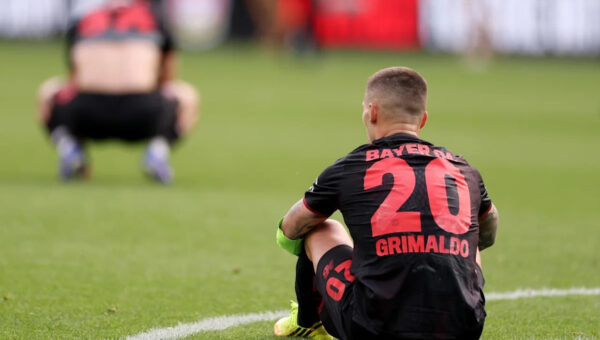 Leverkusen’s asking price could complicate Atlético Madrid move for Grimaldo