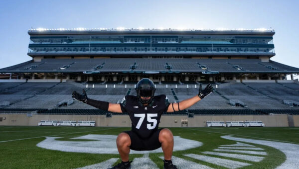Four-star Indiana lineman picks MSU over national champion Hoosiers