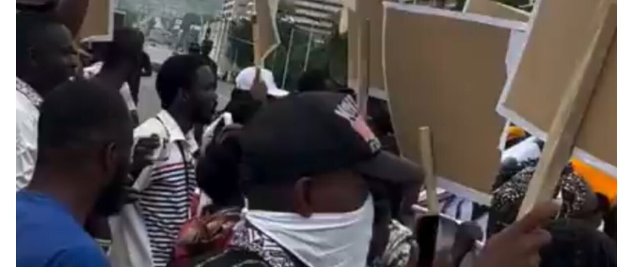 Oyo abduction: ‘Tinubu must go’ – Angry protesters storm Abuja streets (Video)