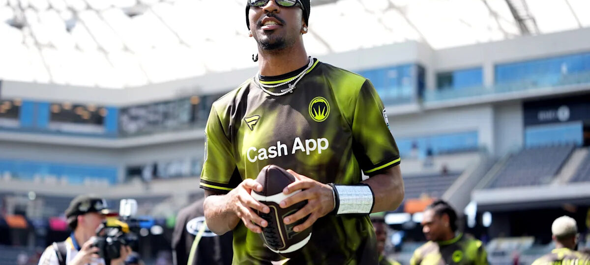 Watch: Jayden Daniels at U.S. World Cup opener with 2 other NFL QBs