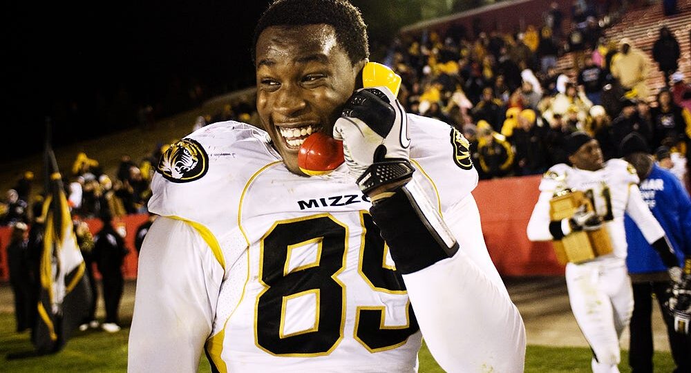 Former Missouri football star Aldon Smith dies at 36