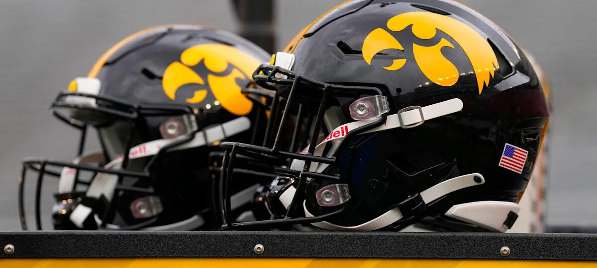 Iowa football adds Ohio DL to 2027 recruiting class