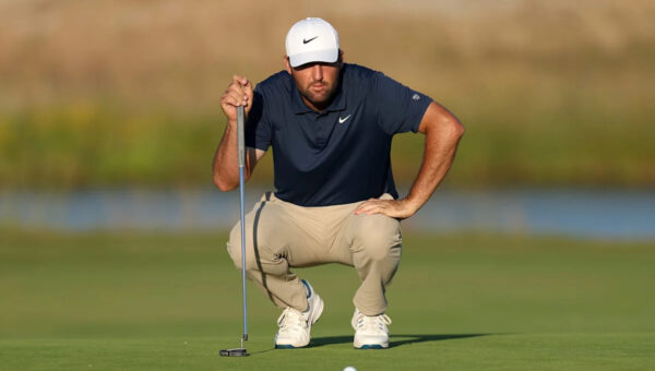 Scottie Scheffler makes a comment about Wyndham Clark after his second round at the US Open