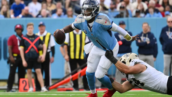 Netflix drops trailer for 'Quarterback' featuring Titans' Cam Ward