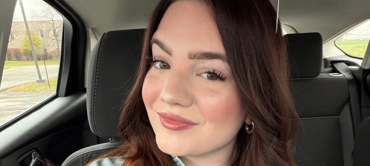 I went viral on TikTok making $100 a day for 100 days by testing different side hustles — only 3 were worth sticking with