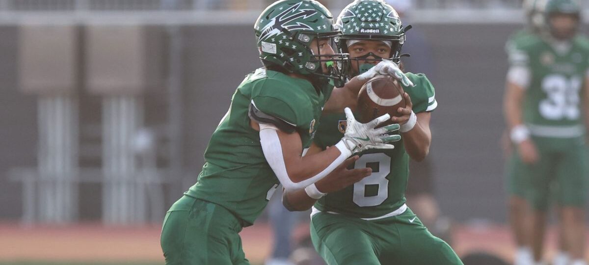 Pacifica Tritons (Calif.) 3-star QB Taylor Lee features in Tritons preseason preprations