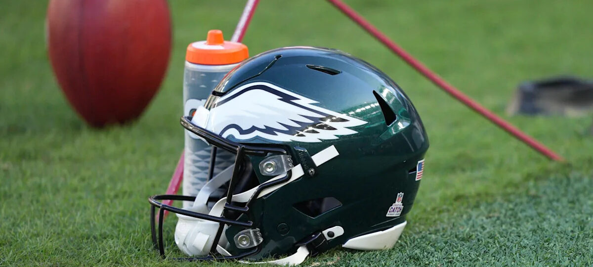 Eagles place Joe Tryon-Shoyinka on reserve/retired list