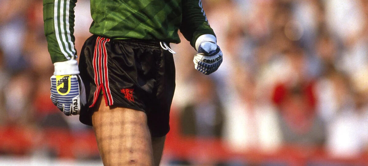 On This Day (8 June 1987): Smith Rules Out Roker Return For Turner!