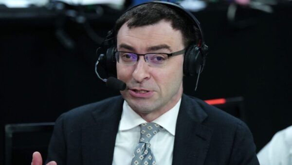 How NBC’s Jason Benetti Learned to Trust His Dry Wit