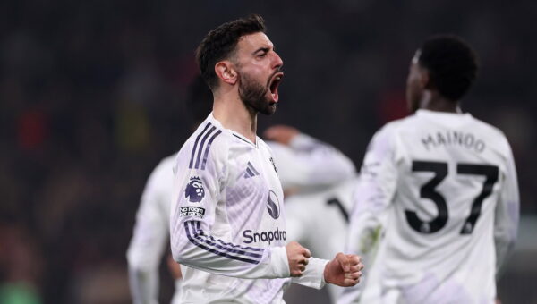 How Bruno Fernandes surprised Man United legend Gary Neville