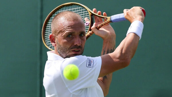 Evans criticises ‘lack of class’ after Queen’s wildcard decision