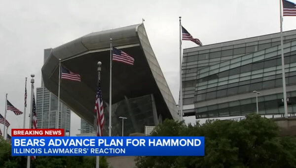 Illinois leaders, fans across Chicago area react after Bears advance Hammond, Indiana stadium plans
