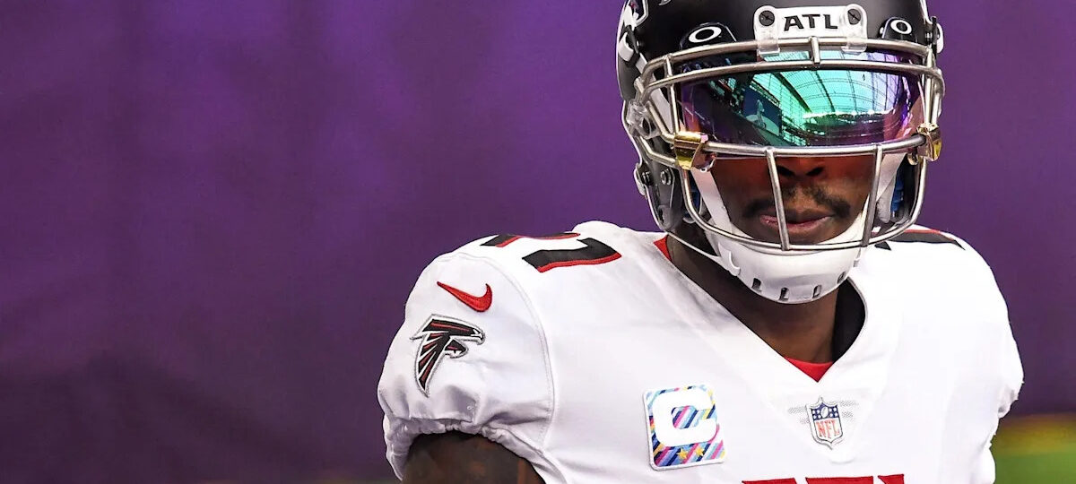 Falcons legend Julio Jones is loving life after football