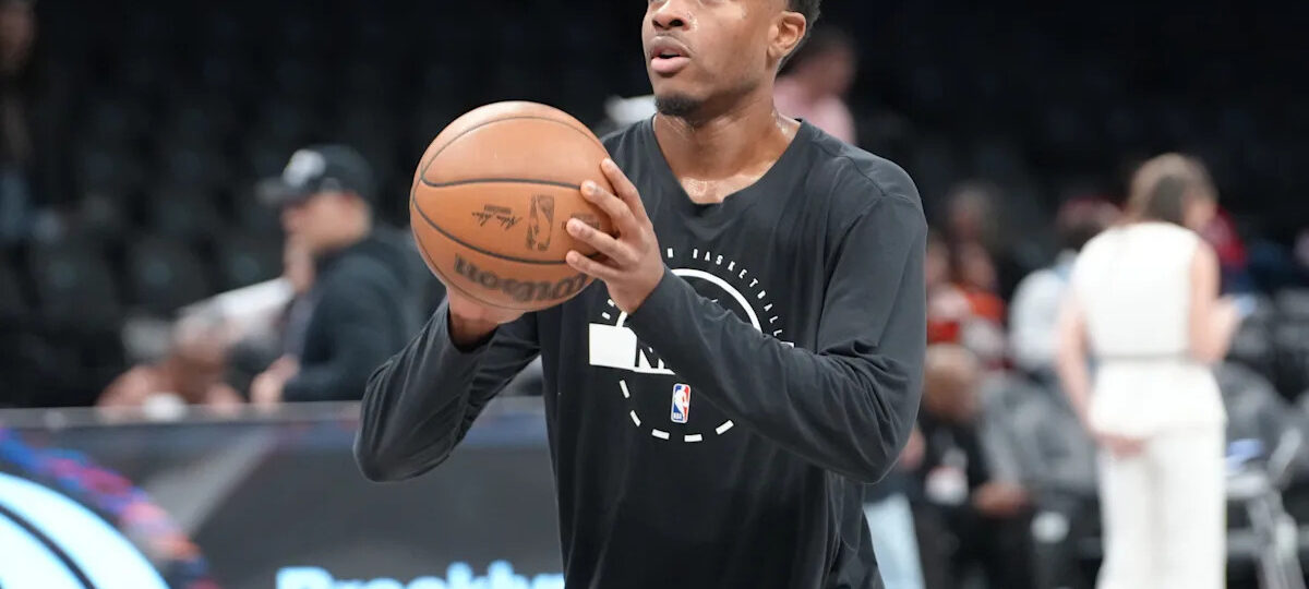 Writer suggests Lakers take a flyer on promising 3-and-D wing