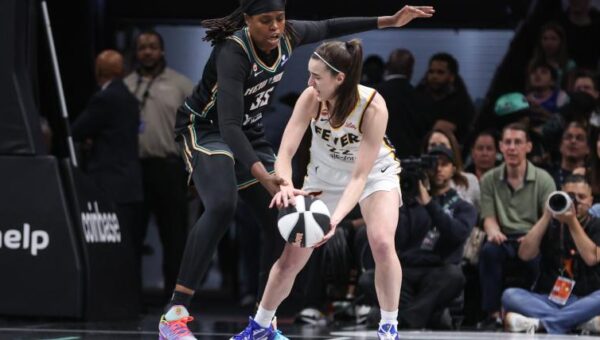 How many points did Caitlin Clark score tonight? Full stats and highlights from Fever at Liberty