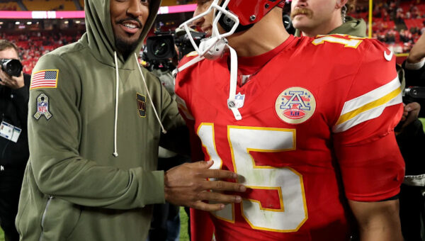 Commanders QB Jayden Daniels had his eyes on Patrick Mahomes this week