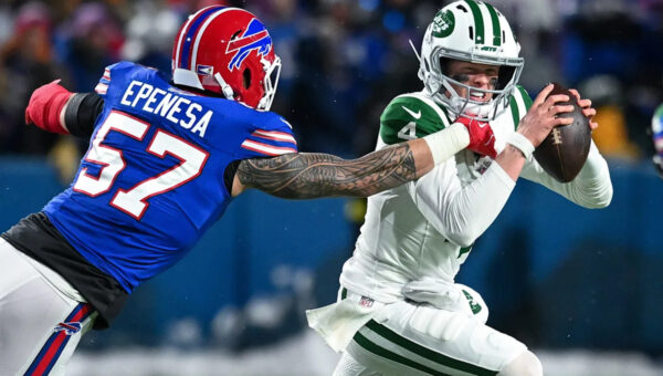 Eagles add defensive line depth by signing A.J. Epenesa