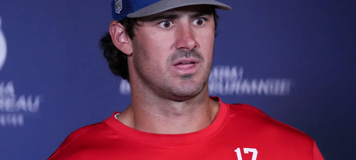 Daniel Jones details where he's at in recovery process during Colts minicamp