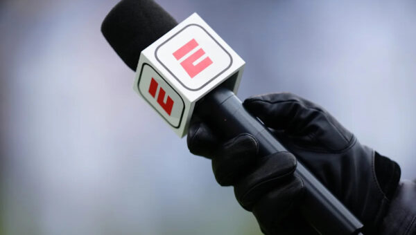 ESPN's Matt Miller injured in serious car accident, left arm amputated