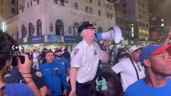 17 arrested, officer injured after Knicks watch party outside Madison Square Garden