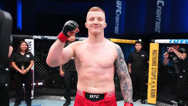 UFC Vegas 118 Bonuses! Iwo Banks Third-Straight POTN Award