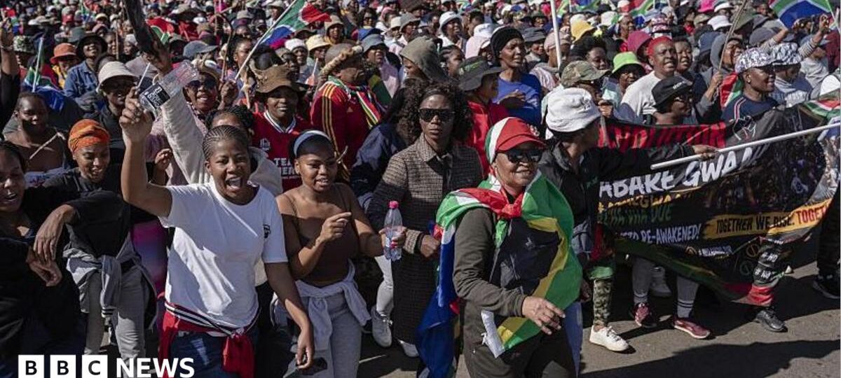 South African leader warns anti-migrant protesters ahead of unofficial deadline