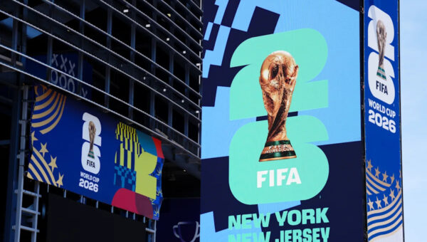 FIFA reverses course again, will permit fans to take 1 water bottle each to World Cup games in the U.S., Canada