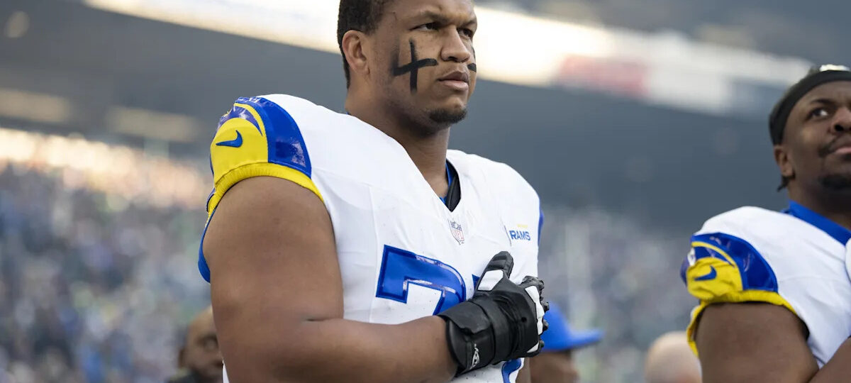 Rams’ Alaric Jackson arrested on domestic violence charge