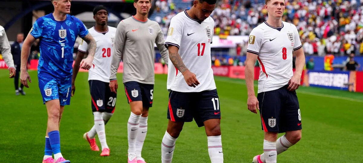 Dismal England serve up World Cup shocker to highlight old problem