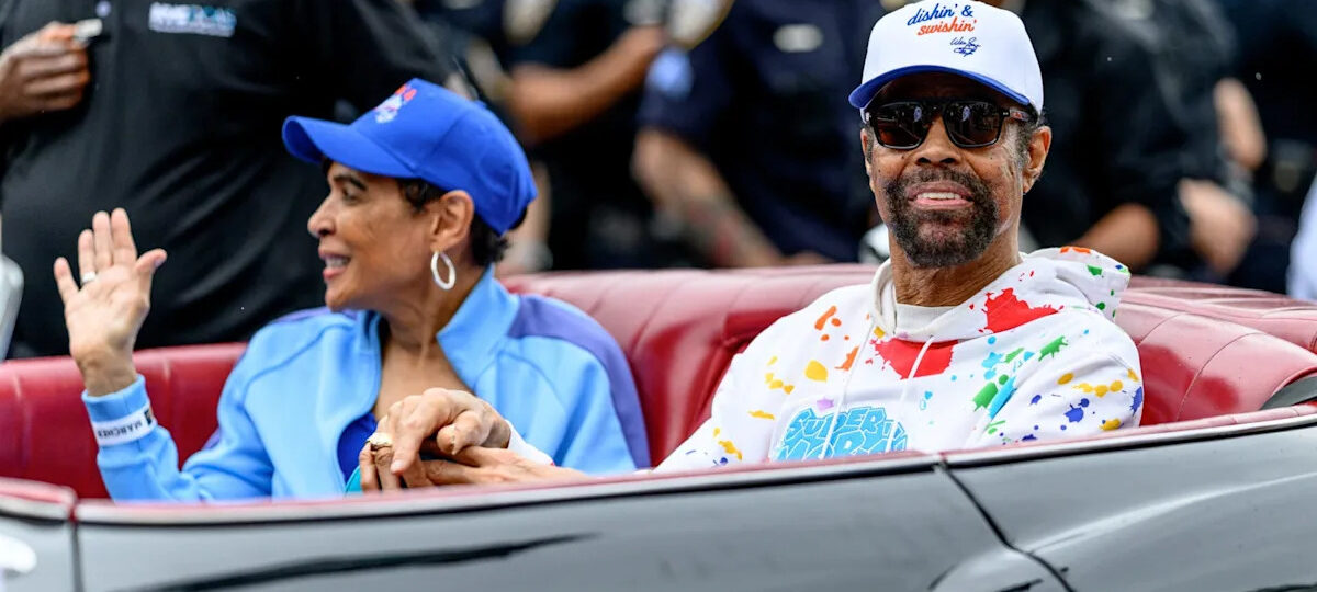 The $1m car that Walt Frazier arrived in at Knicks parade has literally out of the world history