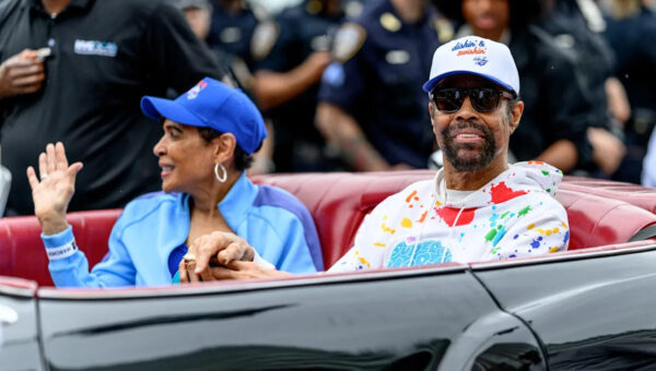 The $1m car that Walt Frazier arrived in at Knicks parade has literally out of the world history